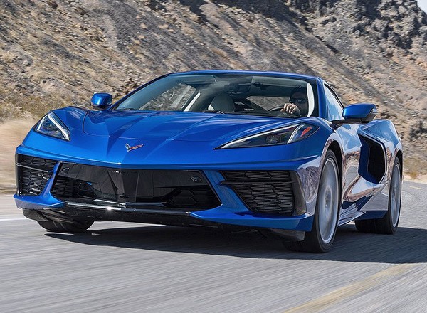 Chevrolet Corvette C8 Stingray – tak jeździ kultowe auto z wolnossącym V8!