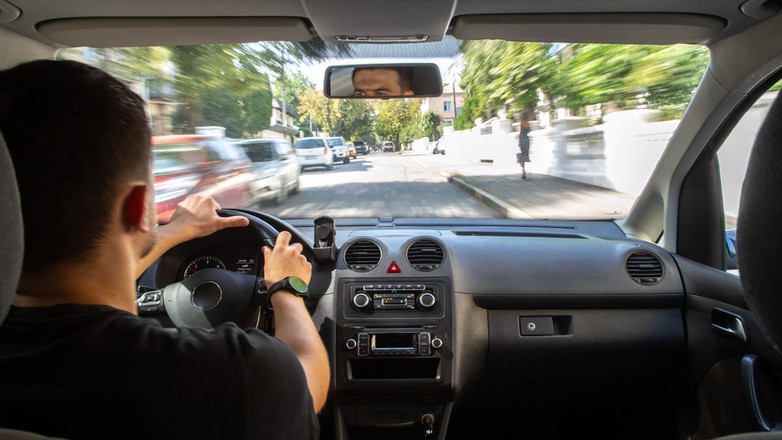 shutterstock 2200725179