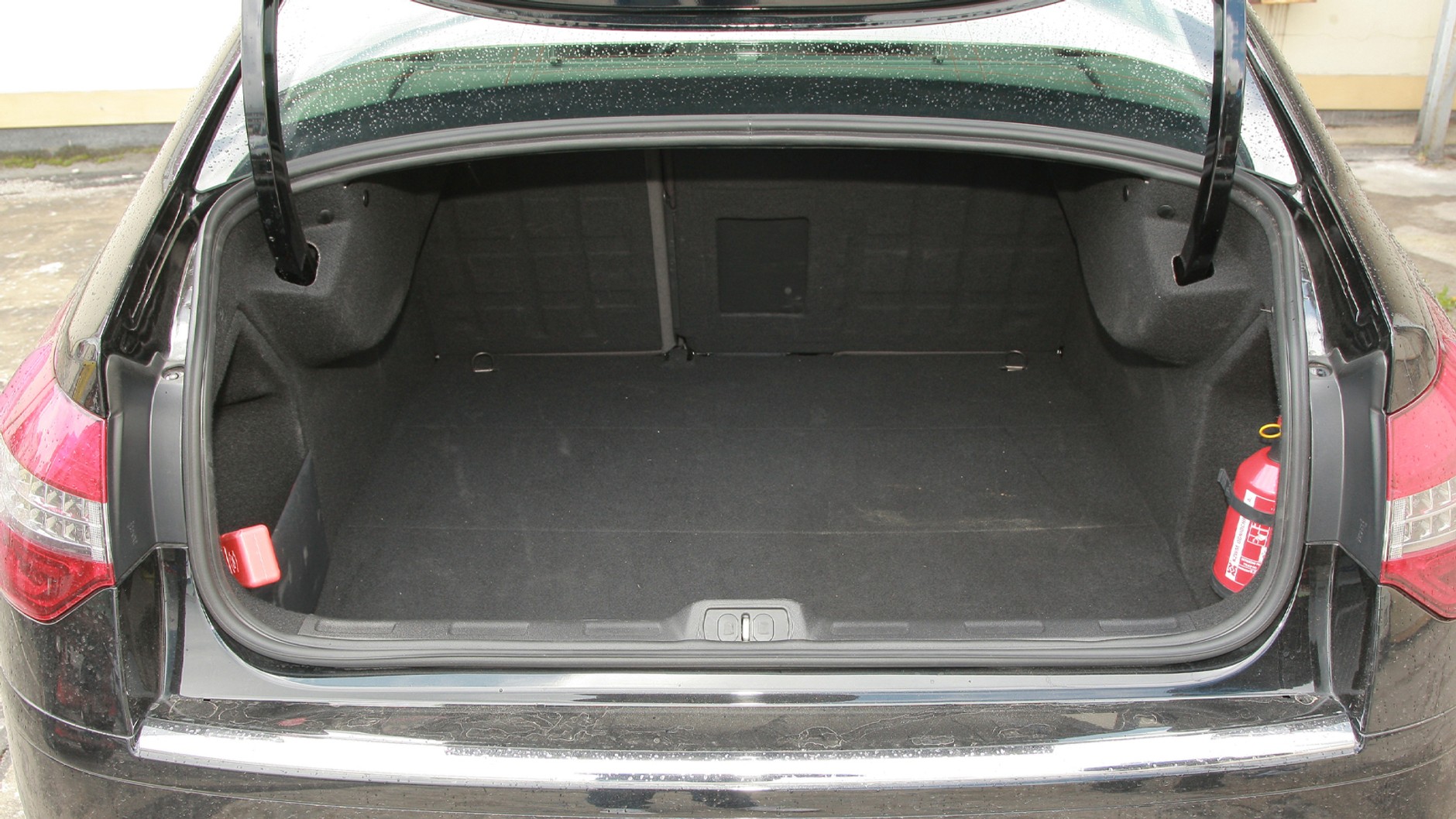 Citroën C5 II (2008-17) – 29 900 zł za 2013 r.