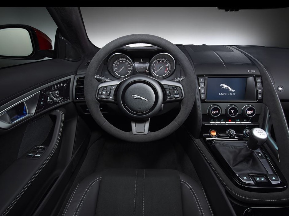Jaguar F-Type AWD