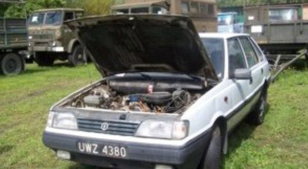 Polonez Caro na przetargu AMW