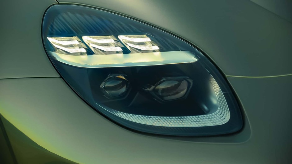 Aston Martin Vanquish Volante 2025
