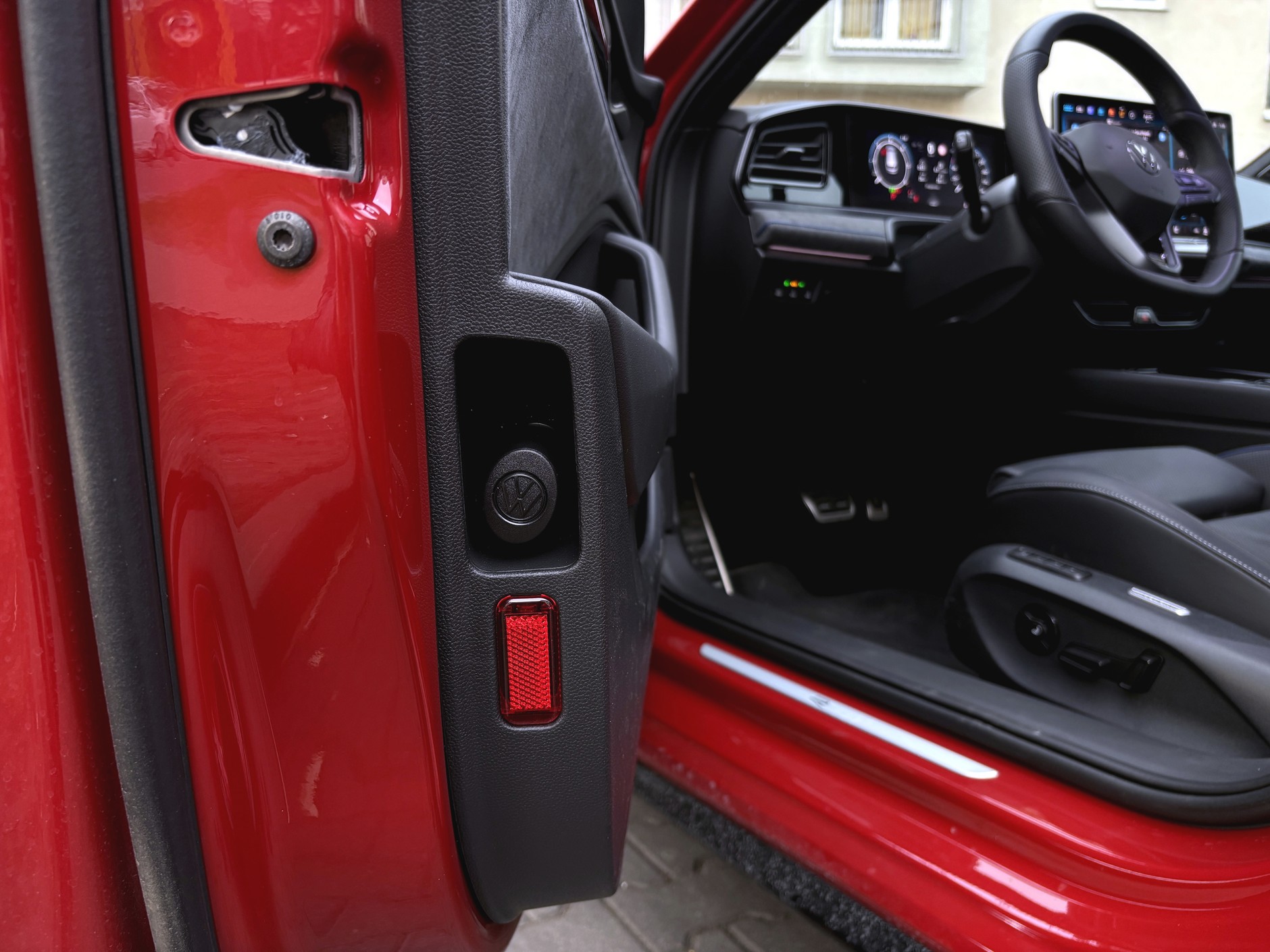 Volkswagen Passat 2.0 TDI R-Line Plus