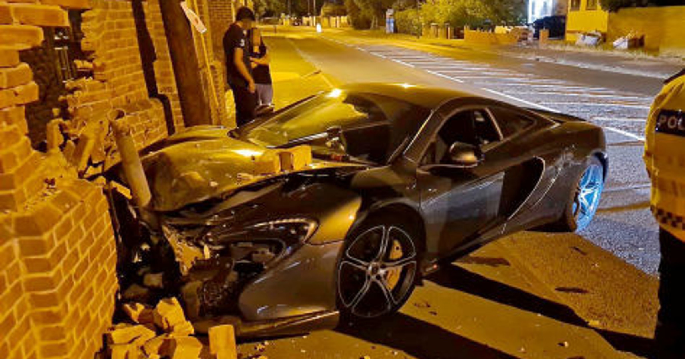 Rozbity McLaren 650S