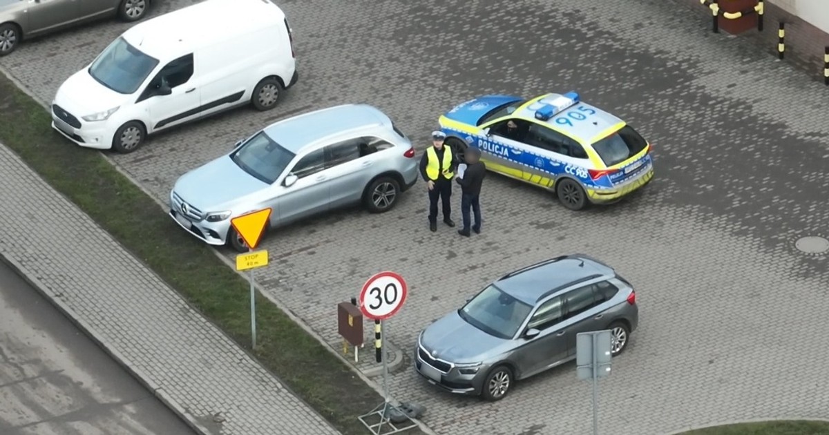 Policjanci obserwowali zachowanie kierowców z drona