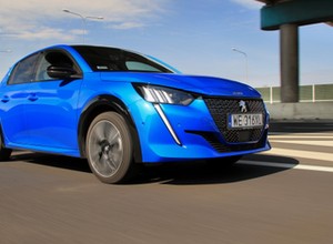 Peugeot 208 1.2 PureTech – zachwyca urodą i osiągami, ale już nie ceną