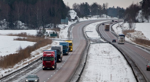 Holandia zezwala na testy pojazdów bez kierowcy