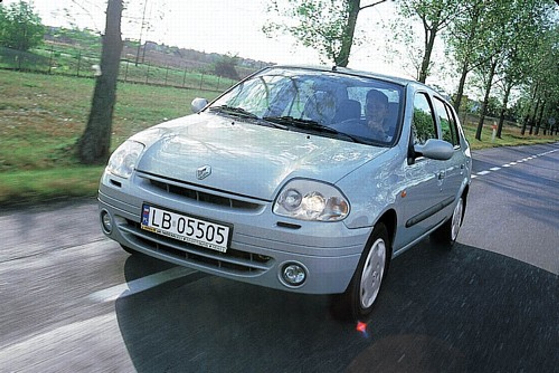 Clio z plecakiem