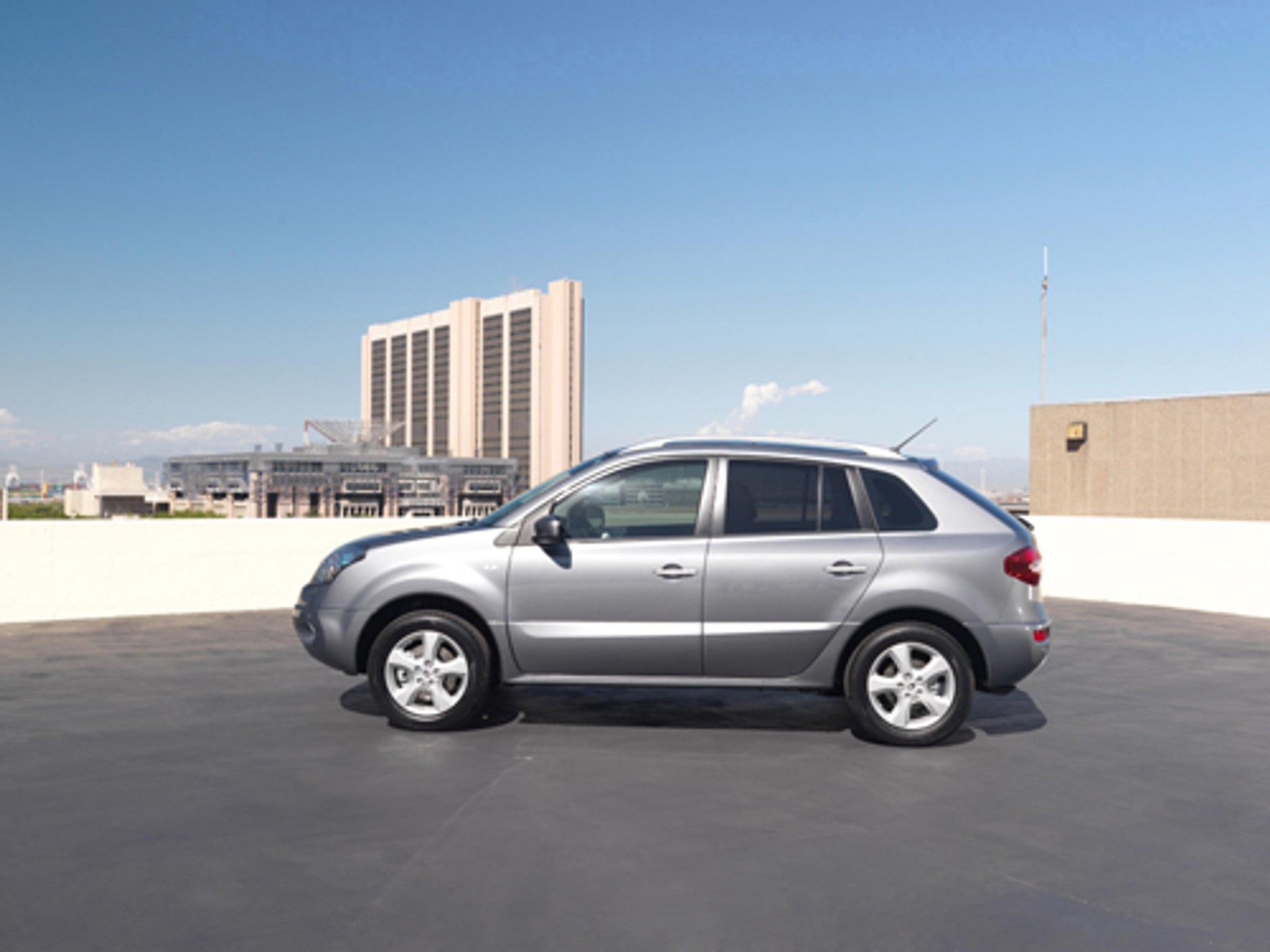 Renault Koleos - Renault wjeżdża w teren