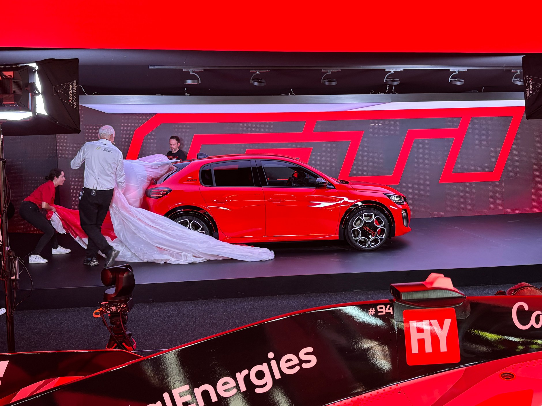 Peugeot e-208 GTi 2025