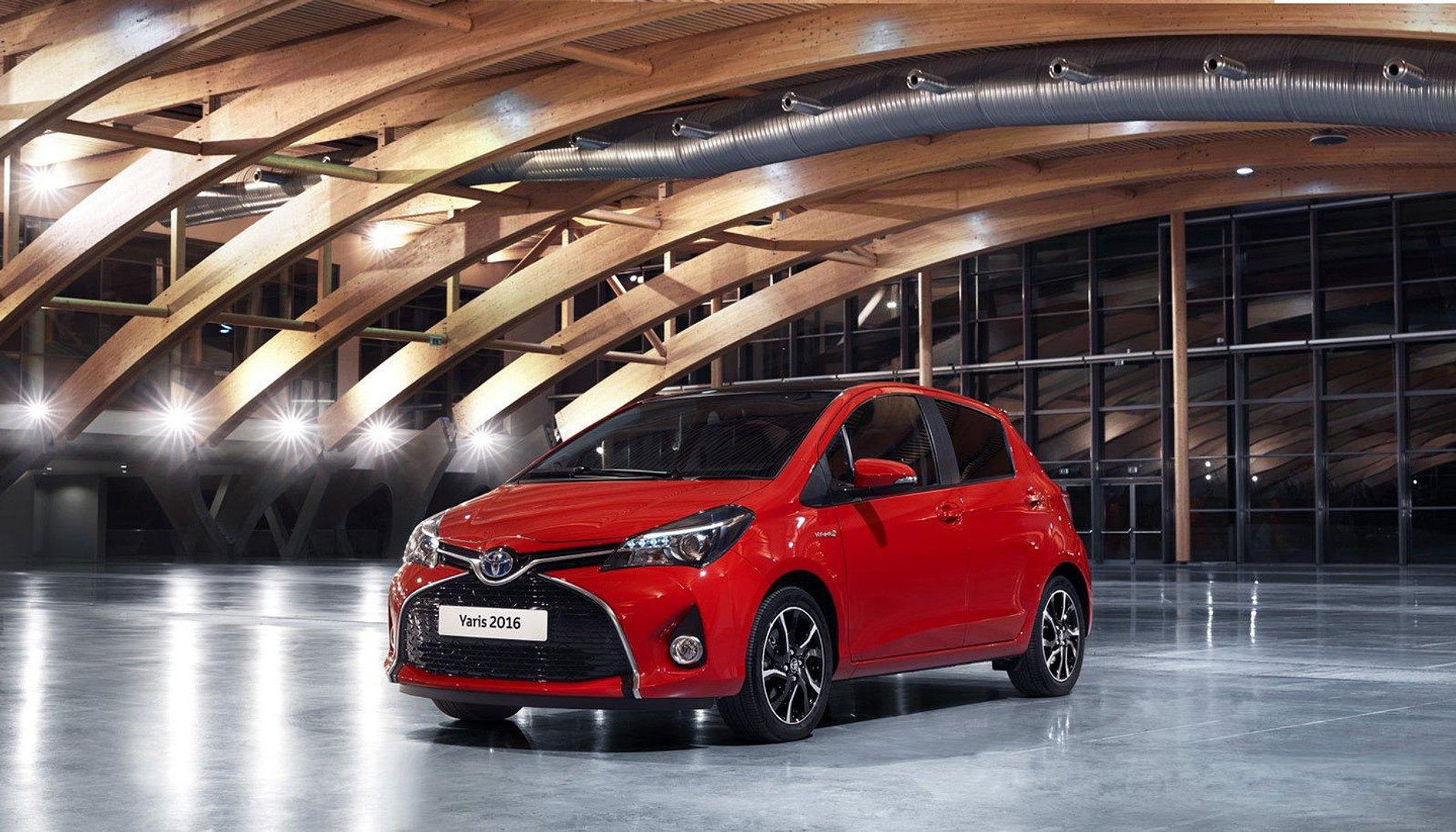 Frankfurt 2015: jak zmieniła się Toyota Yaris?
