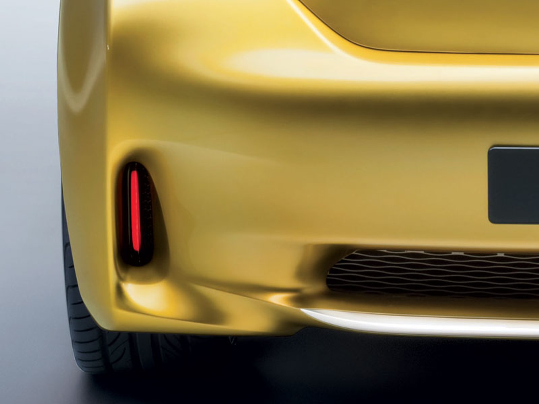 Lexus LF-Ch: Lexus vstoupí do nižší střední třídy v roce 2010