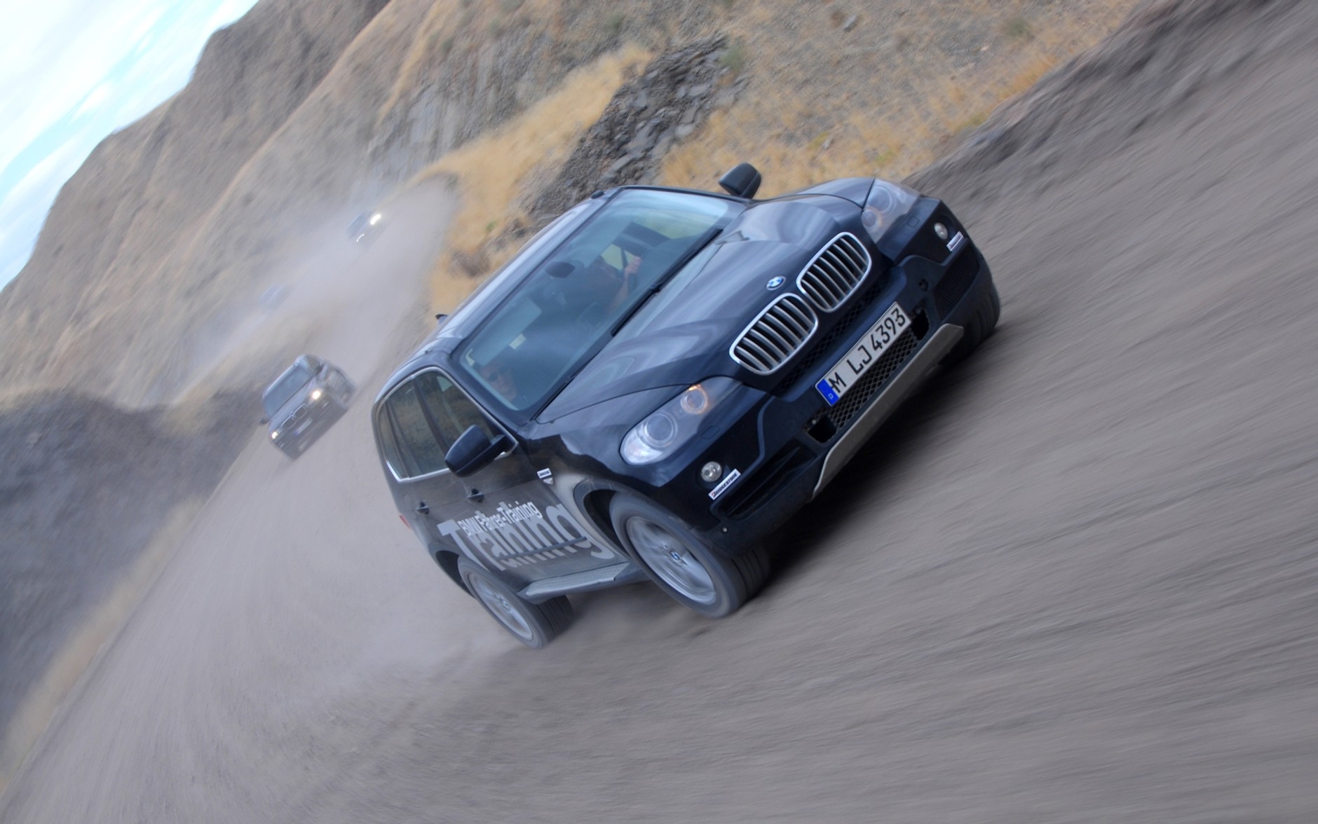 BMW X5 na pustyni