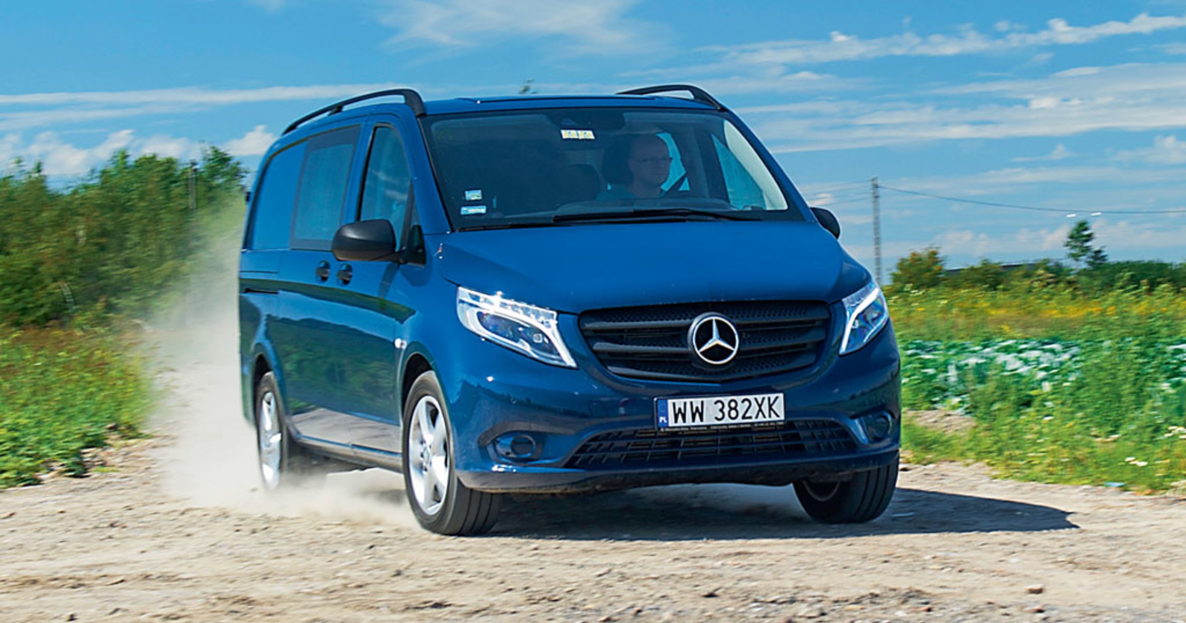 Mercedes Vito Mixto 4Matic - rodzinny furgon