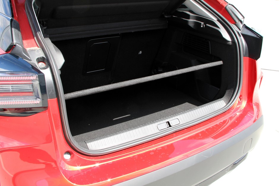 Citroen C4 Hybrid Max