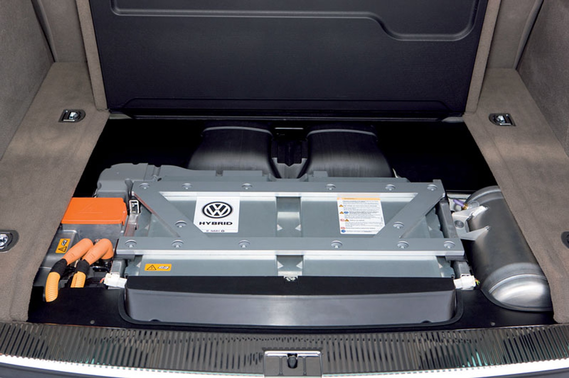 Volkswagen Touareg V6 TSI Hybrid – przyszłość z Wolfsburga