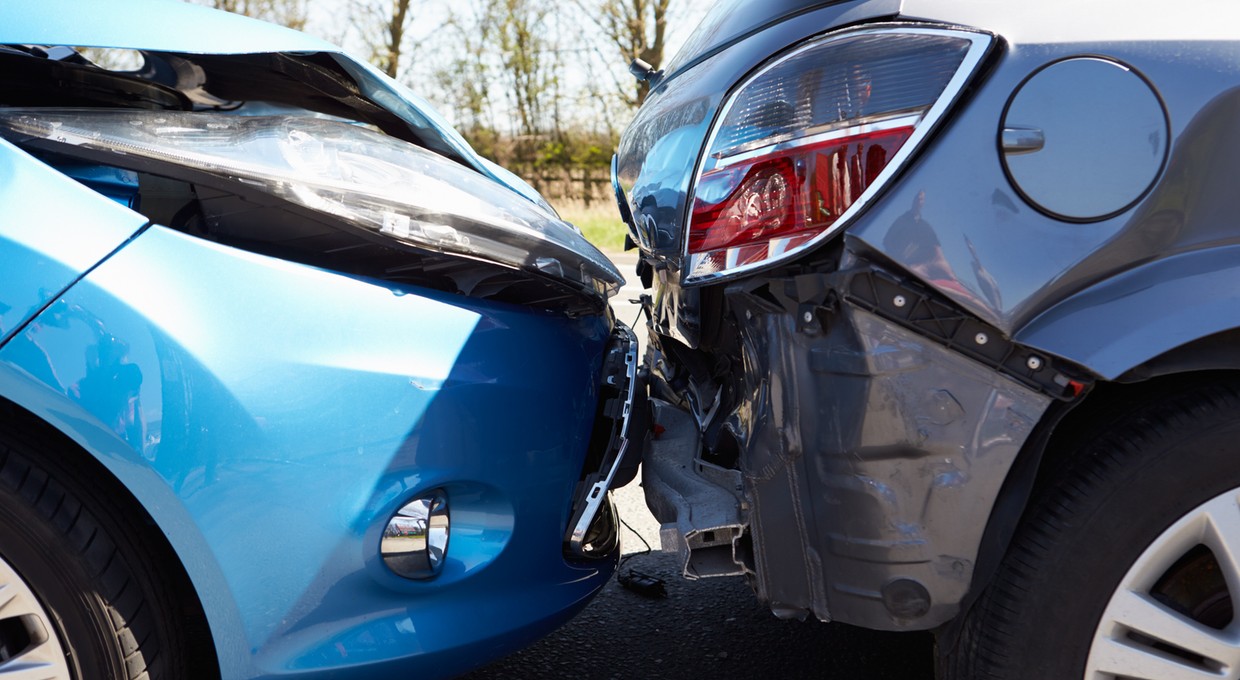 W tych miastach w Polsce jest najwięcej wypadków. Właściciele BMW i Audi płacą tam krocie