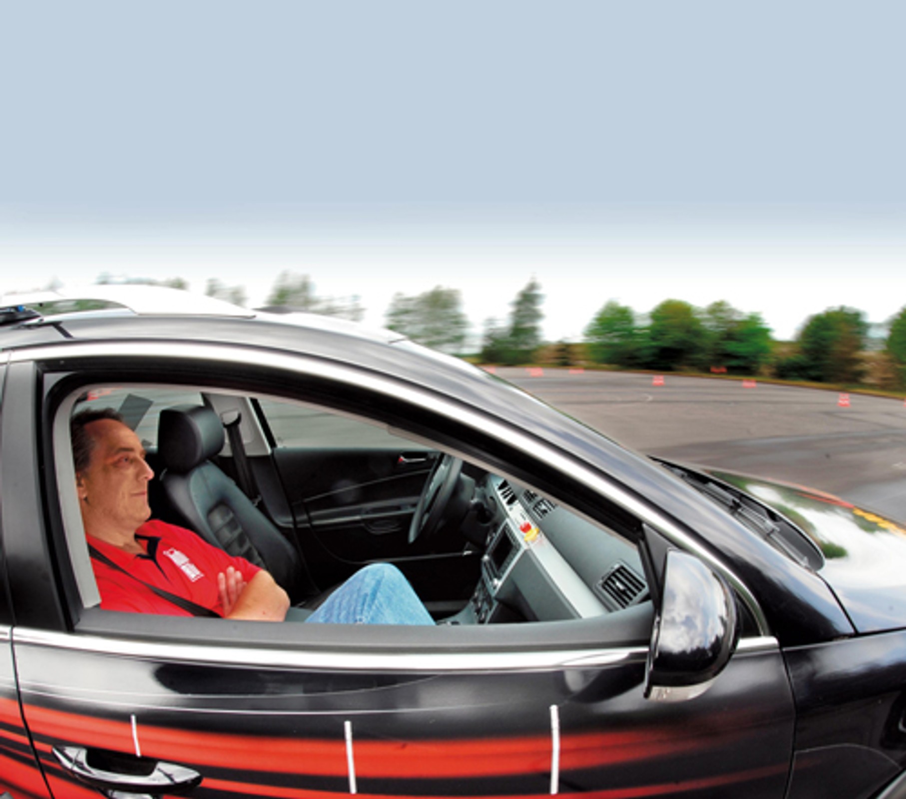 Samochód zna drogę