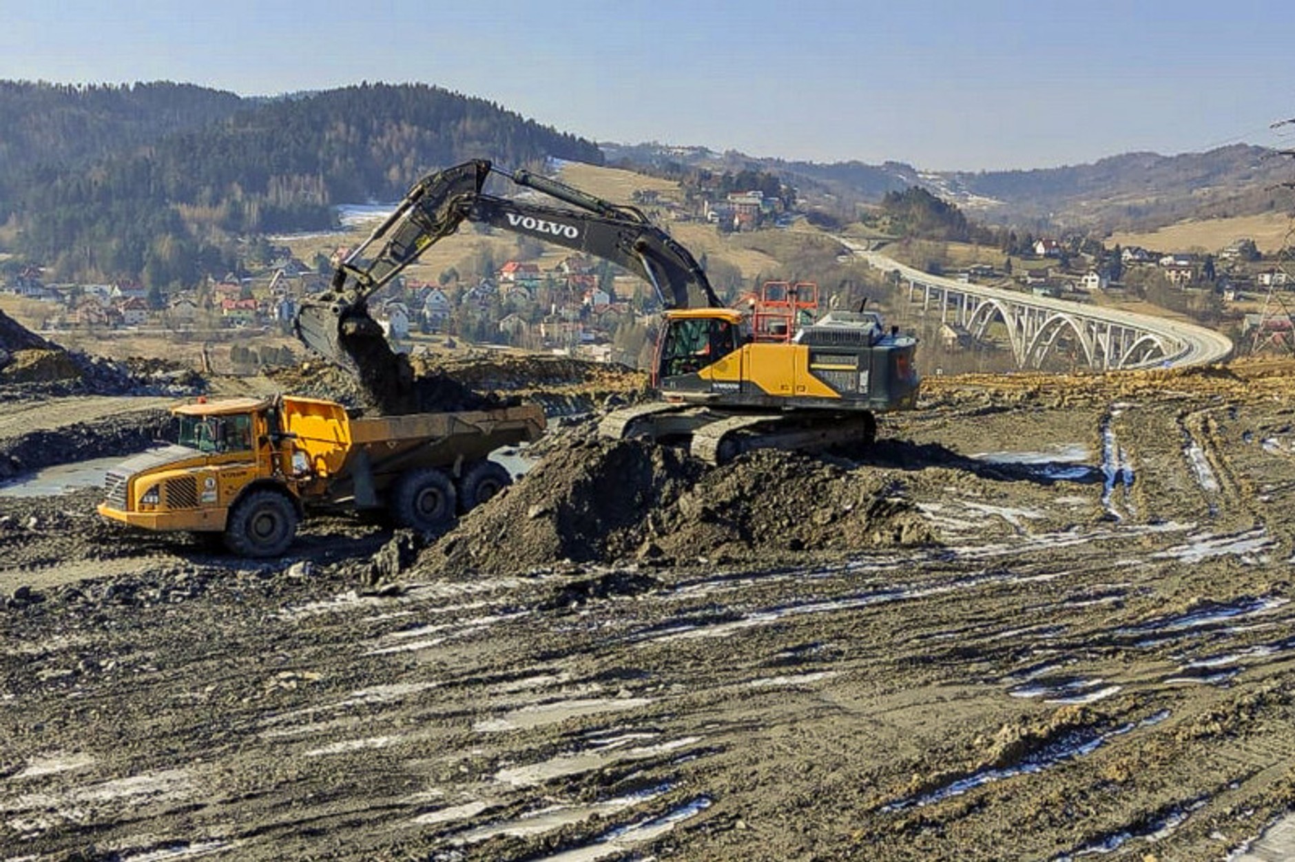 Droga S1. Rozpoczęto drążenie tuneli pod Baranią Górą