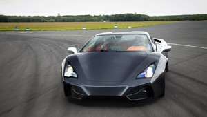 Arrinera: superauto z Polski