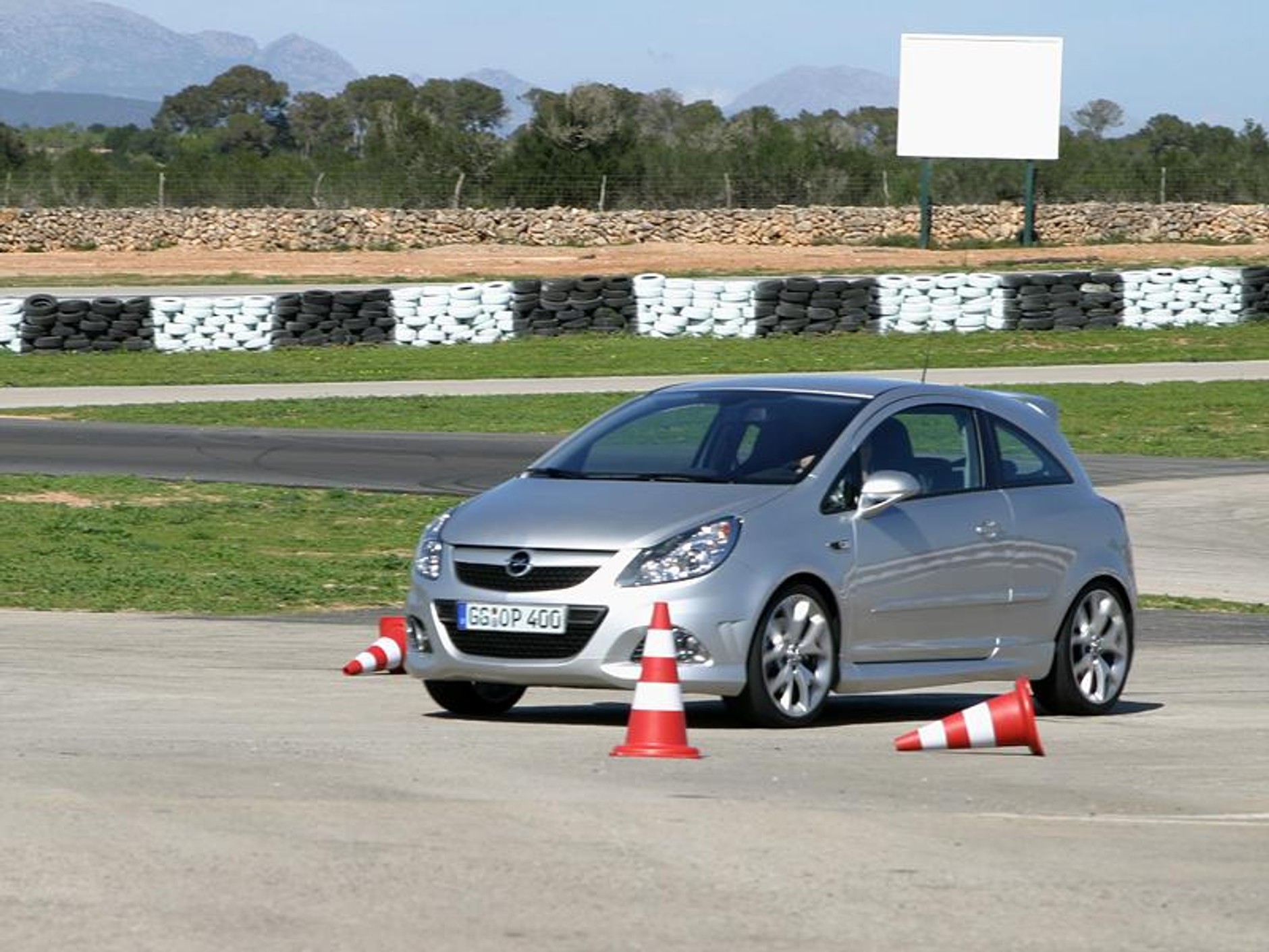 Opel Corsa OPC: pierwsze wrażenia z jazdy