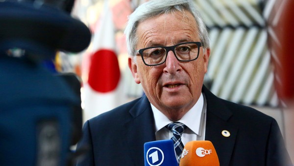 Skandal z silnikami Diesla szkodzi wizerunkowi Niemiec - twierdzi szef Komisji Europejskiej