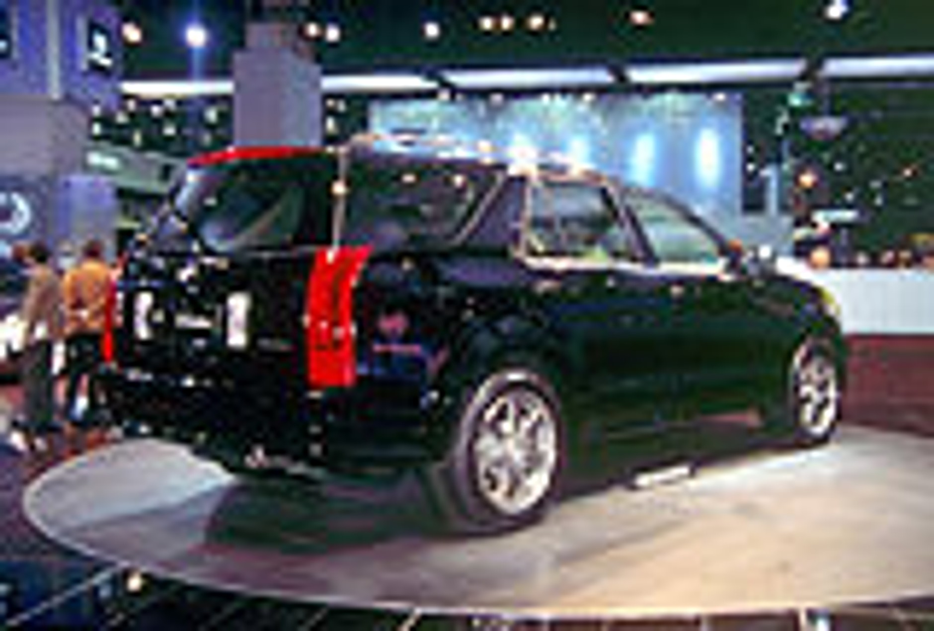 Wystawa samochodowa Detroit 2003