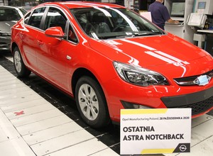 Opel skończył produkcję Astry sedan w Gliwicach