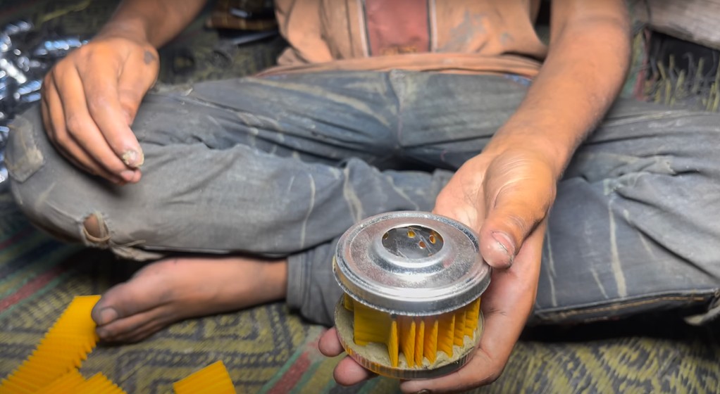 Produkcja tanich części w Azji