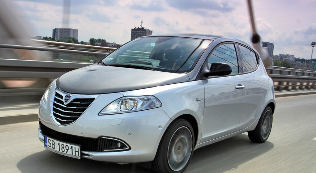 Lancia Ypsilon: elegancka tylko na pokaz