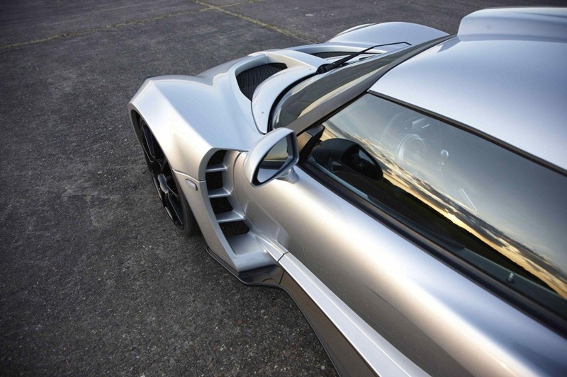 Hennessey Venom GT ma 1200 KM