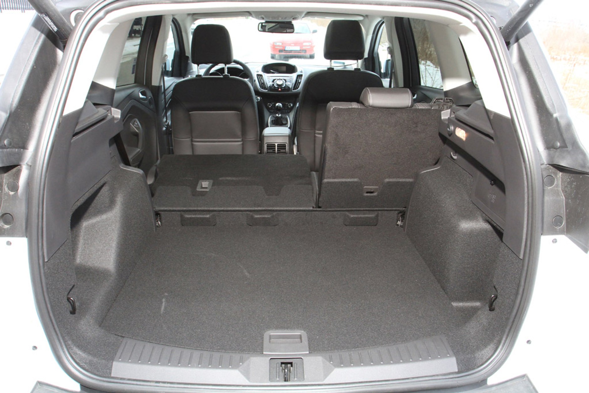 Test nowego Forda Kuga: czy nowy model jest lepszy?