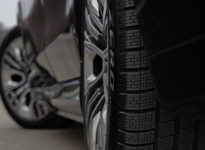 Gdy obudziła się rano, jej BMW za 300 tys. już nie było. To nie wszystko