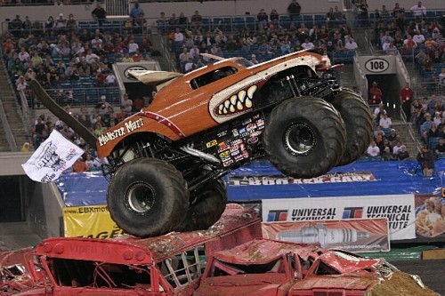 Monster Truck na ulicach Warszawy