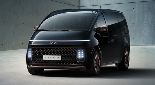 Hyundai Staria - czy futurystyczny van trafi do Polski?
