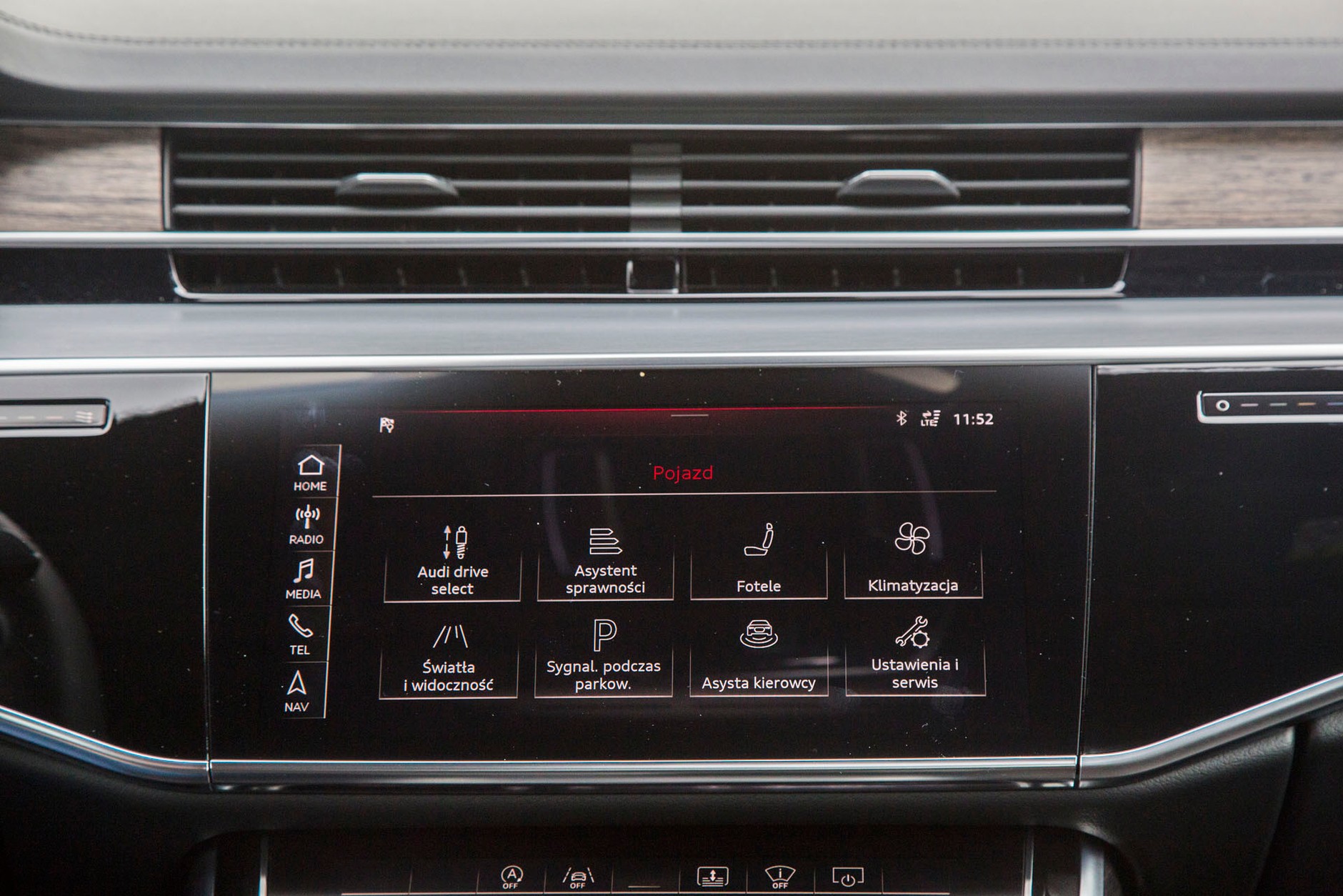 Audi A8 L 55 TFSI quattro - dotyk luksusu