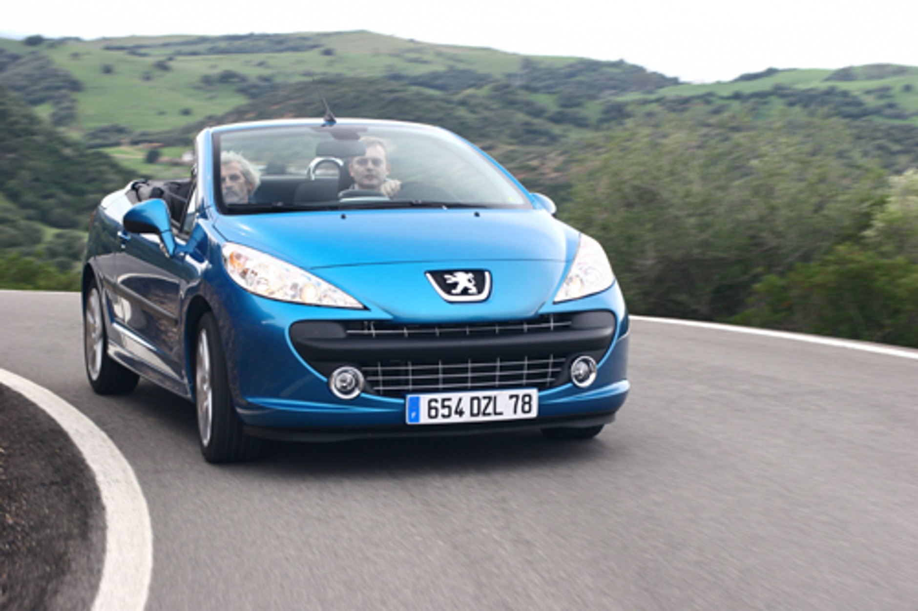 Peugeot 207 CC - Doskonały na podryw