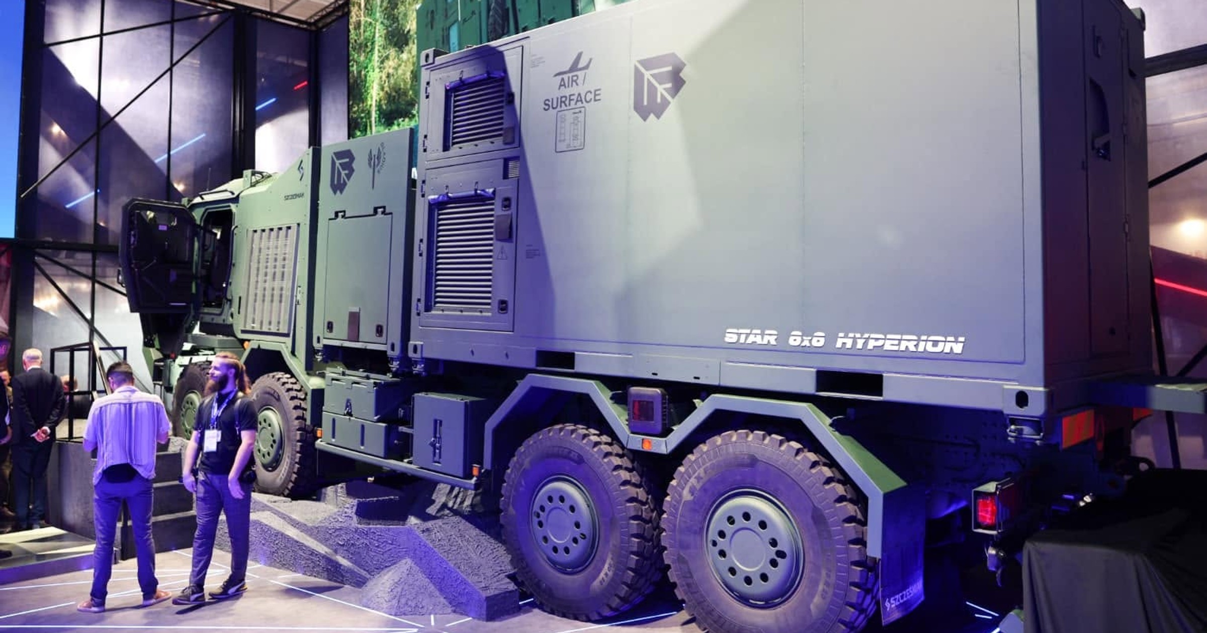 STAR Hyperion 8x8