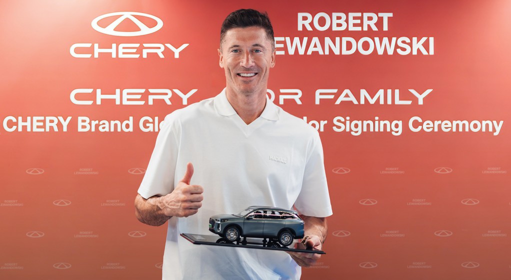 Robert Lewandowski ambasadorem marki Chery