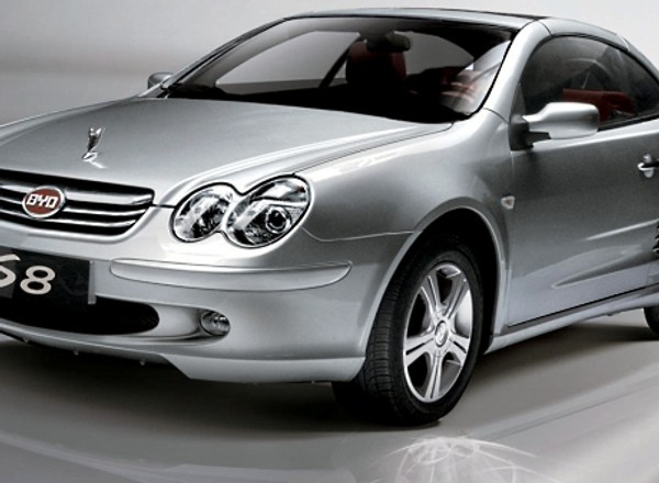 Połączyli Renault Megane z Mercedesem SL!