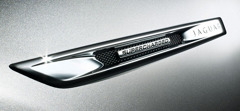 Jaguar XJ: zdjęcia, oficjalne informacje, dane techniczne (wideo)