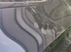 Żółty pył na autach? Nic z nim nie róbcie. Wyjaśniam dlaczego
