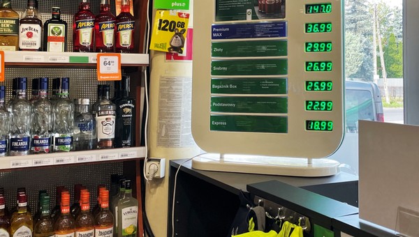 Alkohol może zniknąć ze stacji paliw. Ministerstwo Zdrowia chce zmian