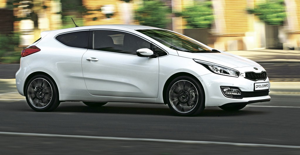 Honda Civic kontra Kia pro cee'd: sportowe kompakty