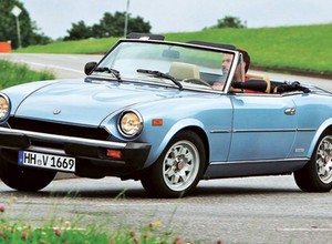 Fiat 124 Spider - im młodszy, tym lepszy