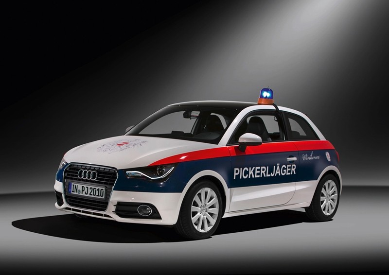 Audi A1 fajnie oblepione. Co na to Justin Timberlake?