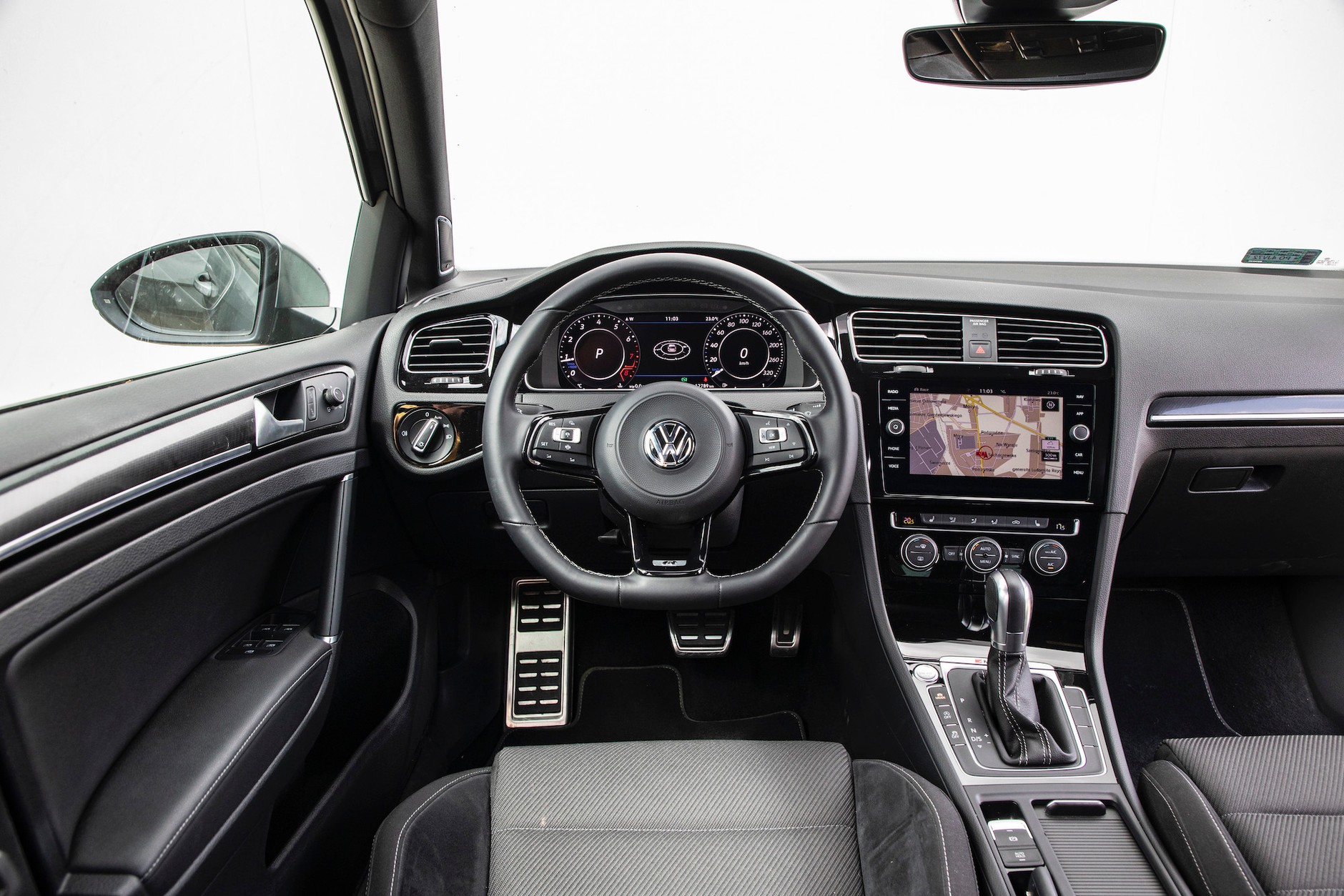 Volkswagen Golf R Variant – waRiant wyścigowy