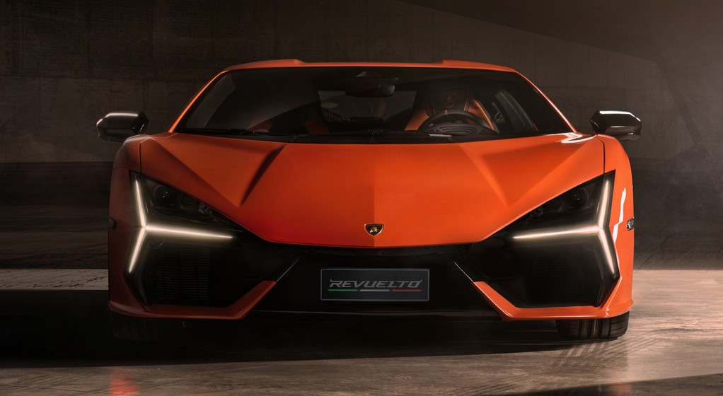 Lamborghini Revuelto (od 2023 r.)