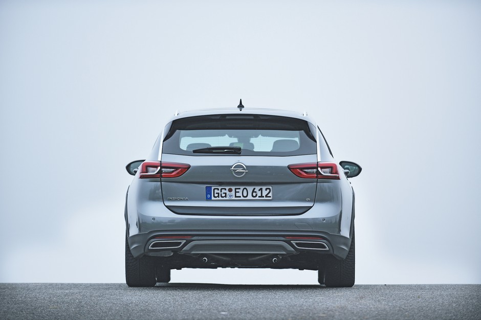 Opel Insignia Country Tourer 2.0 BiTurbo D 4x4