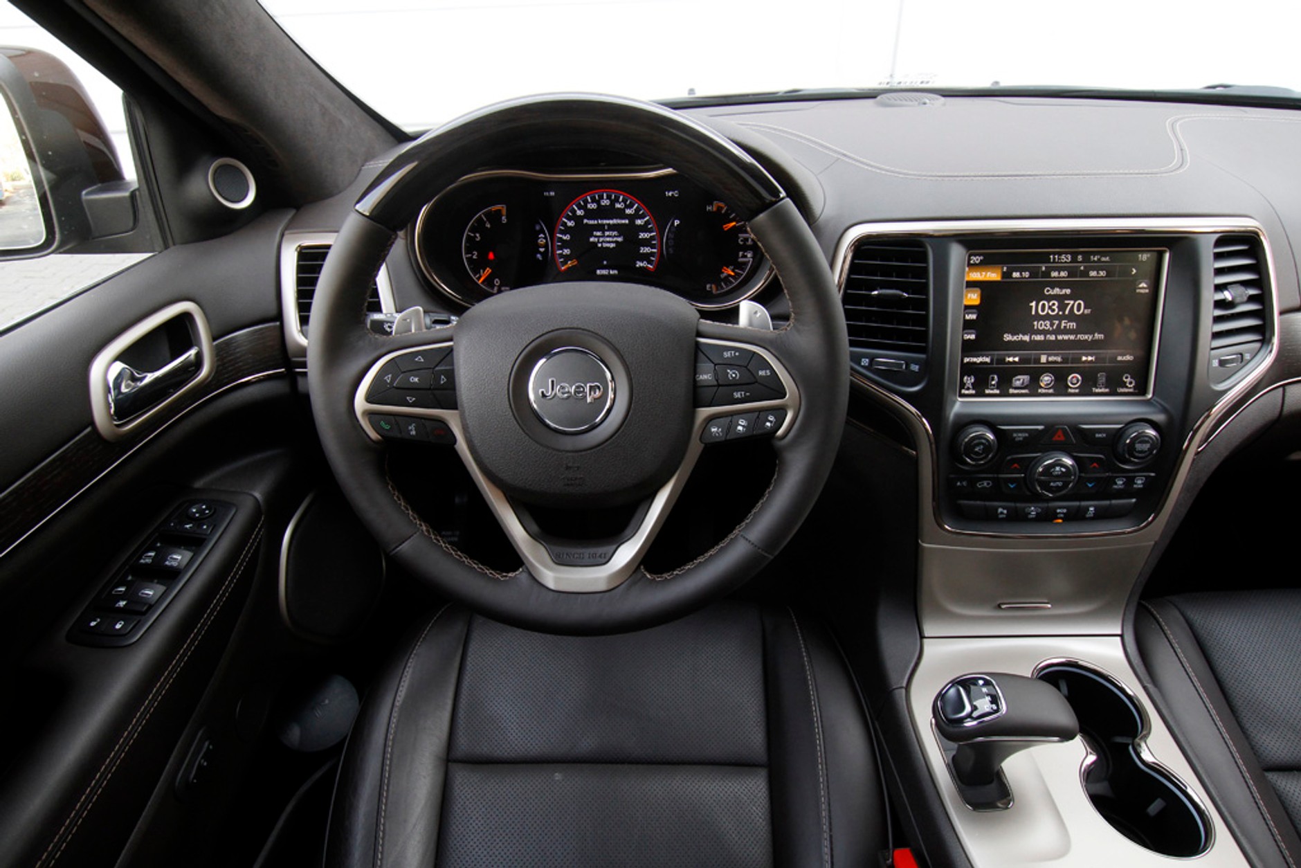 Grand Cherokee w terenie